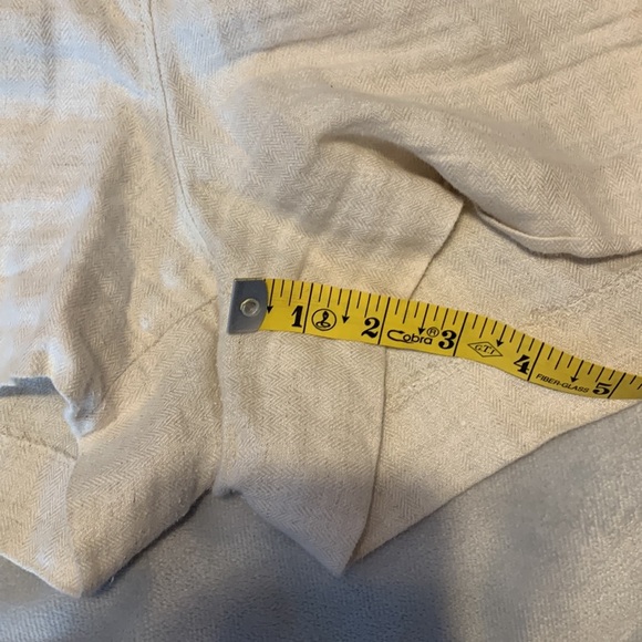 J crew size small Women's natural beige  Linen easy pull on shorts herringbone - Picture 8 of 9